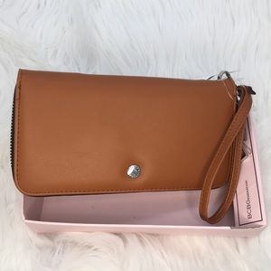 BCBGeneration wallet with removable wristlet